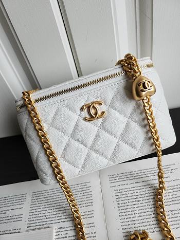 	 Bagsaaa Chanel Vanity Caviar White Leather - 17x9.5x8cm