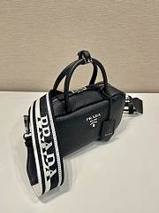 Bagsaaa Prada Leather top-handle bag black - 24x12x8cm - 2
