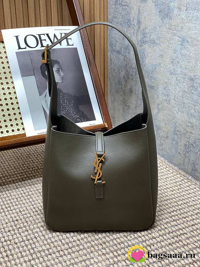 Bagsaaa YSL LE 5 À 7 SUPPLE SMALL IN GRAINED GREEN LEATHER - 23 X 22 X 8.5 CM - 1