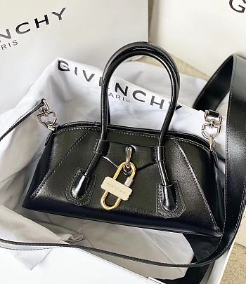 Bagsaaa Givenchy Antigona Strectch Black Bag - 22*12*8cm