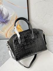 	 Bagsaaa Givenchy Antigona Tote Bag Black Box Leather - 28cm - 6