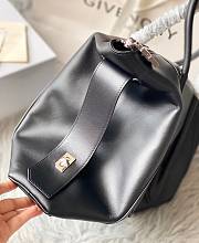 Bagsaaa Medium Antigona Soft Lock bag in black smooth leather - 44*34*7cm - 3
