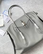 	 Bagsaaa Medium Antigona Soft Lock bag in grey smooth leather - 44*34*7cm - 6