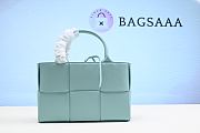 Bagsaaa Bottega Veneta Mini Arco Tote Bag in Intreccio Leather - 25x16x8cm - 3