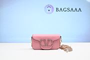 Bagsaaa Valentino Garavani small Locò crystal-embellished shoulder bag 20cm - 1