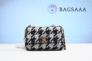 Bagsaaa Chanel 19 Bag Tweed Quilted Black and White 26cm