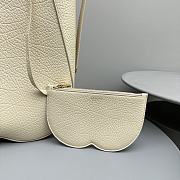 Bagsaaa Burberry White Chess Medium Grained-leather Shoulder Bag - 4