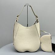 Bagsaaa Burberry White Chess Medium Grained-leather Shoulder Bag - 3