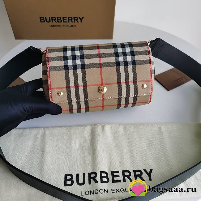 Bagsaaa BURBERRY Wo Hackberry Vintage Check Crossbody Bag Beige - 18 x 8 x 12cm - 1