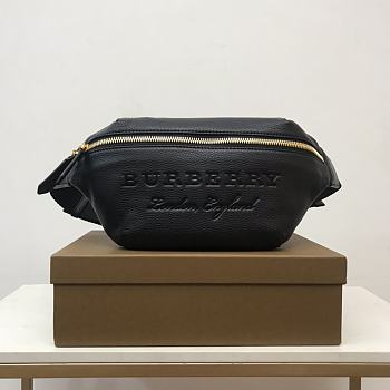 Bagsaa Burberry Wasit Bag in black Leather - 31 x 7.5 x 16cm