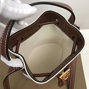 Bagsaaa Burberry Mini Drawstring Bucket Bag - 16.5 x 11 x 18.5cm - 4