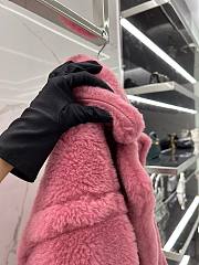 	 Bagsaaa Max Mara Shearling Long Coat Pink - 5