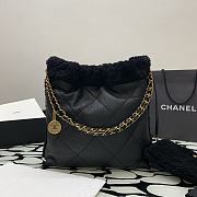 Bagsaaa Chanel 22 Bag Black Gold Hardware - 30×30x8cm (37cm) - 4