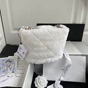 Bagsaaa Chanel White FurBucket Bag - 16*18*12cm - 6