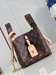 Bagsaaa Louis Vuitton Atlantis BB - 17x17x7cm - 1