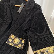 Bagsaaa Versace BLACK AMPLIFIED BATHROBE  - 5