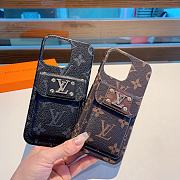 	 Bagsaaa Louis Vuitton Phone Case With Gold Chain  - 1
