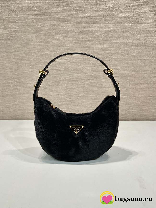 Prada Arqué shearling and leather shoulder bag black - 22.5x18.5x6.5cm - 1