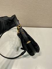 Prada Arqué shearling and leather shoulder bag black - 22.5x18.5x6.5cm - 6