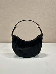 Prada Arqué shearling and leather shoulder bag black - 22.5x18.5x6.5cm - 3