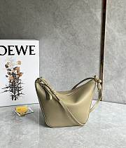 	 Bagsaaa Loewe Hammock Hobo Bag in classsic calfskin beige - 28*17*9.5cm - 1
