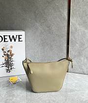 	 Bagsaaa Loewe Hammock Hobo Bag in classsic calfskin beige - 28*17*9.5cm - 2