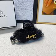 Bagsaaa YSL Fur and Pearl Hairclip  - 4