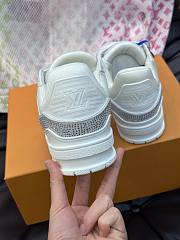 Bagsaa Louis Vuitton Trainer Sneaker White crystals - 3