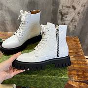 	 Bagsaaa Gucci White GG Leather Boot - 6