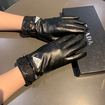 Bagsaaa Prada Black LEather Gloves