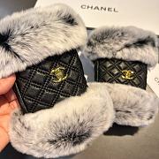 Bagsaaa Chanel Half Finger White Fur Leather Gloves - 5