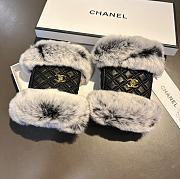 Bagsaaa Chanel Half Finger White Fur Leather Gloves - 6