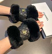 	 Bagsaaa Chanel Half Finger Black Fur Leather Gloves 02 - 1
