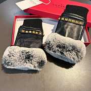 Bagsaaa Valentino Half Finger Fur Black Leather Gloves  - 2