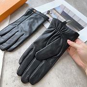 Bagsaaa Louis Vuitton Black Leather Gloves 02 - 2
