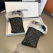 	 Bagsaaa Chanel Half Finger White Fur Leather Gloves 04 - 5