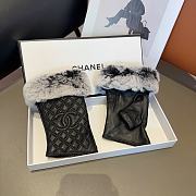 	 Bagsaaa Chanel Half Finger White Fur Leather Gloves 04 - 3