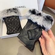 	 Bagsaaa Chanel Half Finger White Fur Leather Gloves 04 - 2