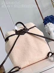 Bagsaaa Louis Vuitton Ski Backpack Cream/Brown Shearling - 31 x 31 x 17 cm - 5