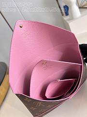 Bagsaaa Louis Vuitton M82655 Kirigami Pochette Monogram Pink - 2