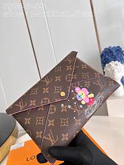 Bagsaaa Louis Vuitton M82655 Kirigami Pochette Monogram Pink - 4