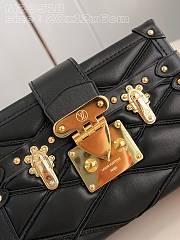Bagsaaa Louis Vuitton Petite Malle Malletage Black Bag - 20 x 12.5 x 6 cm - 5