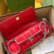 Bagsaaa Gucci Horsebit Chain Medium Shoulder Bag In Red - 38 x 15 x 16 cm - 3