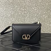 	 Bagsaaa Valentino Garavani Small Shoulder Letter Bag Black - 19x12x6cm - 1