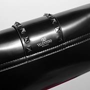 Bagsaaa Valentino Garavani Rockstud Shoulder Black Bag - 26x13 x7cm - 6