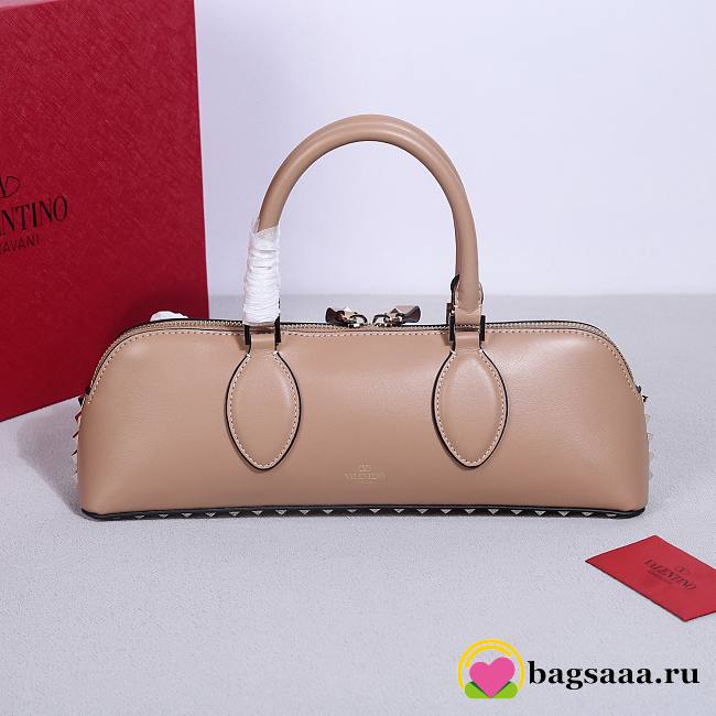 	 Bagsaaa Valentino garavani Rockstud E/W Calfskin Handbag Beige - 26 x 13 x 7cm - 1