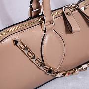 	 Bagsaaa Valentino garavani Rockstud E/W Calfskin Handbag Beige - 26 x 13 x 7cm - 5