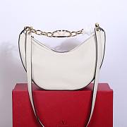 	 Bagsaaa Valentino Small Vlogo Moon Hobo Bag In Leather With Chain White - 29x 23x11cm - 1