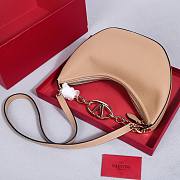 	 Bagsaaa Valentino Small Vlogo Moon Hobo Bag In Leather With Chain Beige - 29x 23x11cm - 3