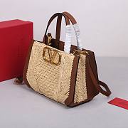 	 Bagsaaa Valentino Garavani Medium Straw Beige Tote - 27x11x18cm - 5